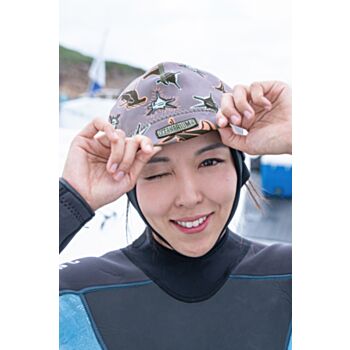 NEB09 hammerhead sharks neoprene beanie (L/XL)